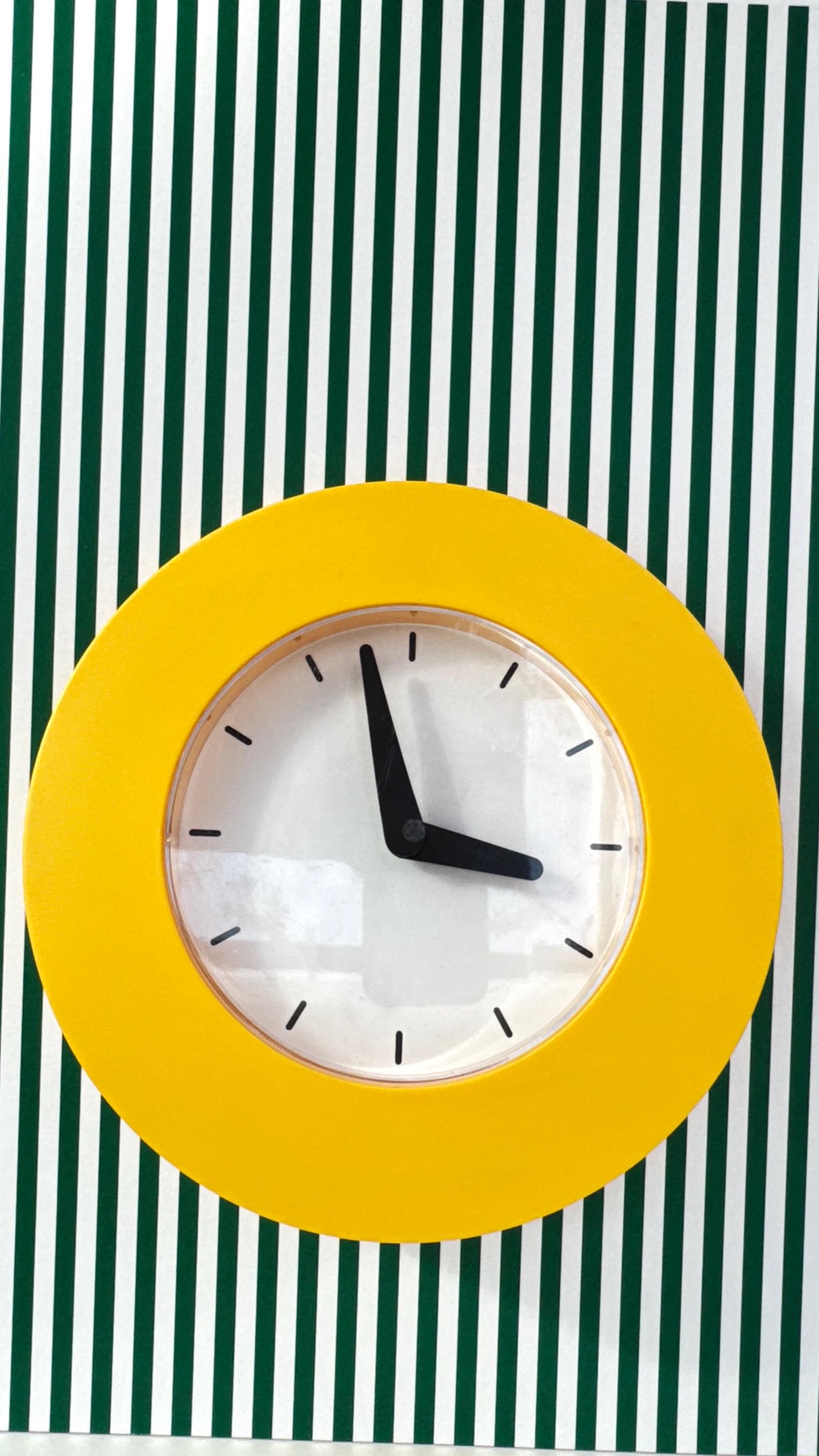 ヴィンテージ IKEA KVARTA 掛け時計 – 80 年代のポストモダンな