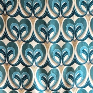 Vintage 1970s Op-Art Curtain Panel – Bold Geometric Design - 45.3 x 86.6 inches