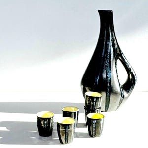 Set per liquori in ceramica blu e nero metallizzato anni &#39;60 – Elegante design retrò