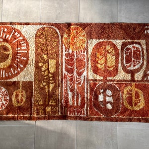 Retro mid century modern wall tapestry from the 60s/70s made in Hungary