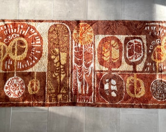 Retro mid century modern wall tapestry from the 60s/70s made in Hungary