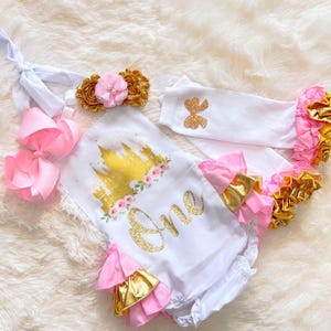 Tenue il était une fois le premier anniversaire - premier anniversaire du château de princesse des filles - invitations il était une fois pour le 1er anniversaire