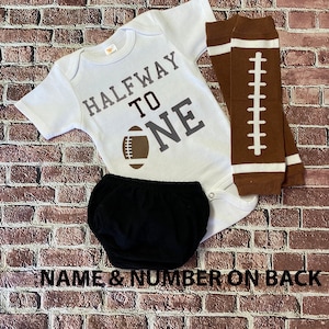 jongens halve verjaardag outfit - jongens zes maanden verjaardag - jongens 6 maanden - jongens halverwege een - jongens voetbal outfit - halverwege een shirt