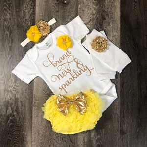 baby girl coming home outfit - brand sparkling  new baby outfit - yellow and gold newborn girl coming home outfit - newborn baby girl outfit