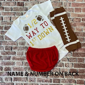 jongens halve verjaardag outfit - jongens zes maanden verjaardag - jongens 6 maanden - jongens halverwege een - jongens voetbal outfit - halverwege een shirt
