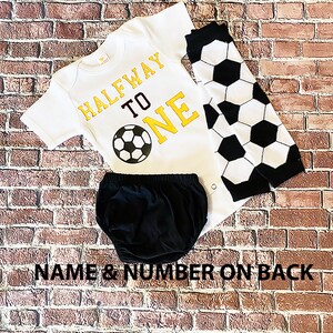 jongens halve verjaardag outfit - jongens zes maanden verjaardag - jongens 6 maanden - jongens halverwege een - jongens voetbal outfit - halverwege een shirt