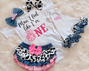 Girls man I feel like I’m one outfit - cowgirl 1st birthday outfit - cowgirl first birthday - man I feel like I’m one birthday invitations