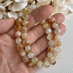 Stretcharmband sneeuwcitrien, geboortesteen november, 8 mm-kralen, energie, positiviteit, vertrouwen, geluk