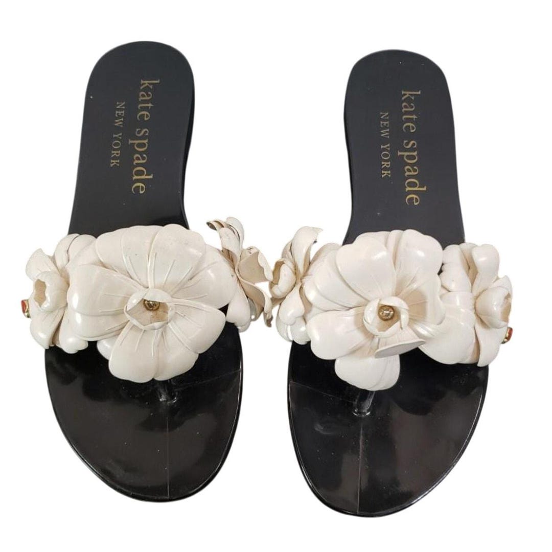 （Sweet掲載）kate spade new yorkフラワーアクセントサンダル Amazon | ケイト・スペード ニューヨーク レディース スペード