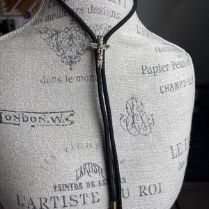 Herren Bolo Tie Totem Anhänger Zinn Western Festival Rodeo Vintage Verstellbar