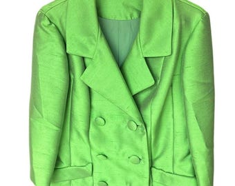 Blazer cruzado de seda cruda estilo vintage de los años 60, color verde lima con forro de seda.