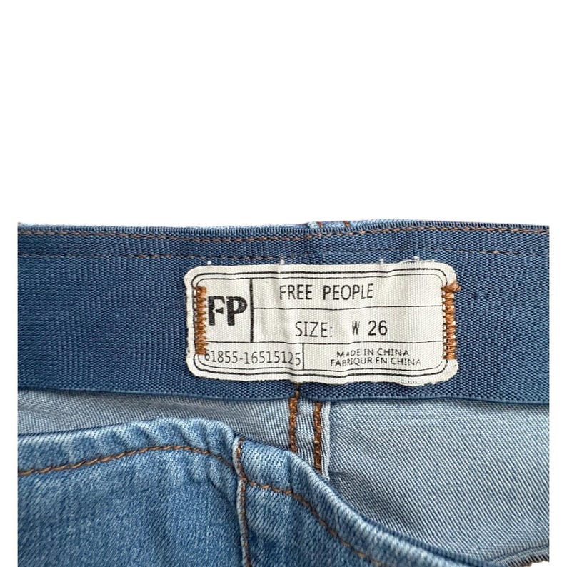 Free People Flare Jeggings | Größe 26 | Stretch-Pull-On-Denim in leichter Waschung Bild 4