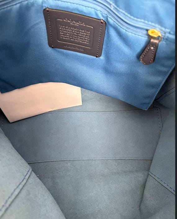 AUTH Coach Derby Tote Navy Blue Gold Tag Square Bottom Snap