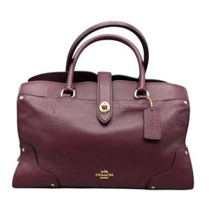 AUTH Coach Mercer aus weinroter gekrispelter Ledertasche