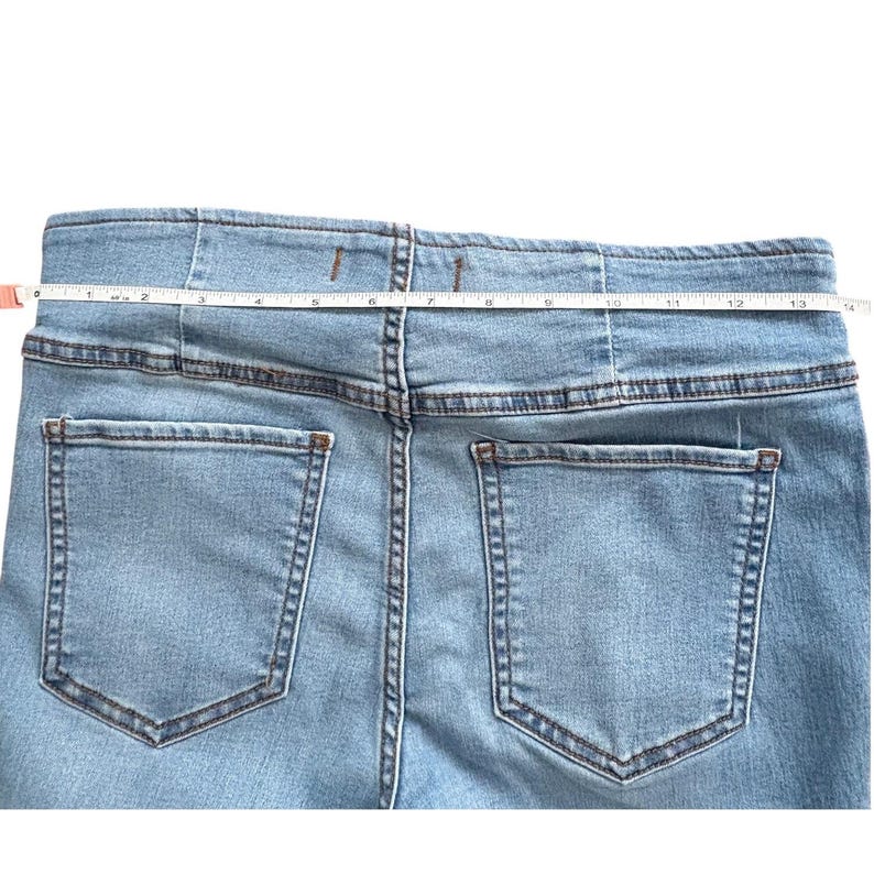 Free People Flare Jeggings | Größe 26 | Stretch-Pull-On-Denim in leichter Waschung Bild 8