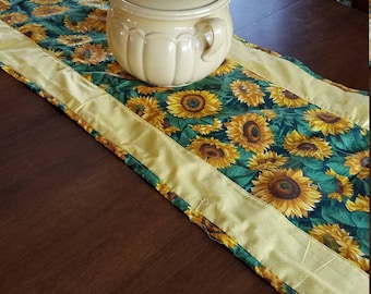 Sunflower table runner