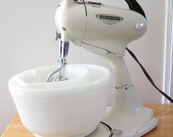 Vintage Hamilton Beach Model G Stand Mixer