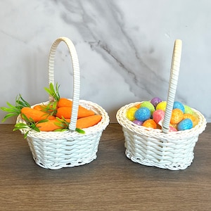 Mini Easter Basket: Tiered Tray Spring Decor