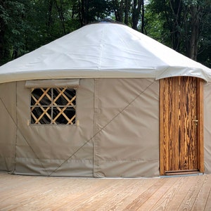 20' Yurt, Traditionally Framed by Pisgah Yurt Craft, Base Package imagen 2