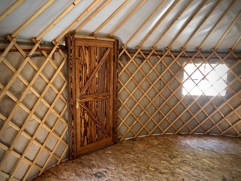 20' Yurt, Traditionally Framed by Pisgah Yurt Craft, Base Package imagen 4