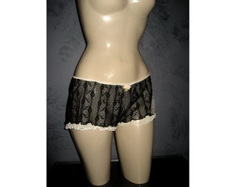 Claire Pettibone Luxury Lingerie Lace Short Black Ivory Boy Short Heirloom Tap Pant New Unworn Virgin Ashley 38 - 40 L Designer Boudoir Rare