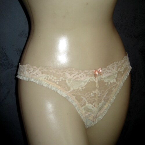 Claire Pettibone Luxury Lingerie shops Set Cami Ivory Lace Peach Contrast Bella L Made in LA New Unworn Rare Babydoll Boudoir Dotted Swiss Pin Up