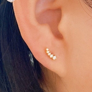Tiny curved bar earring/ Sterling Silver Cartilage/Tragus Barbell/Helix Earring/conch piercing/helix /Tiny bar  earring/silver earring/A17