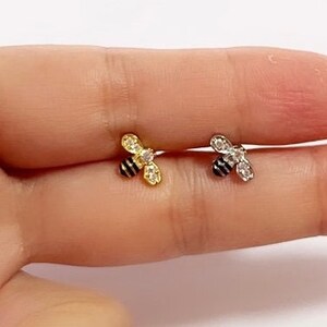 bumble bee Piercing, Cartilage earrings, pierce, Tragus, helix, conch piercing, opal stud earring, cute jewelry, minimalist, 16G