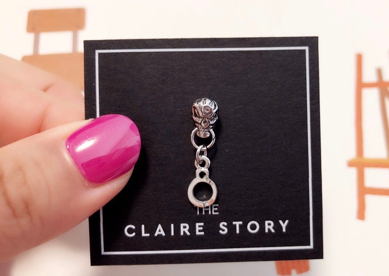 Handcuff Dangle Top LabretCartilage piercingTragus piercing piercinghalloween earringhalloween piercing
