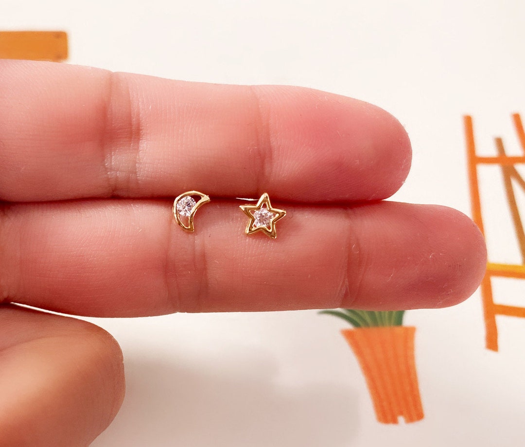 【MIDNIGHT MOMENT】soft cube earring - gold / ピアス MIDNIGHT MOMENT】soft cube earring - gold / ピアス Designer
