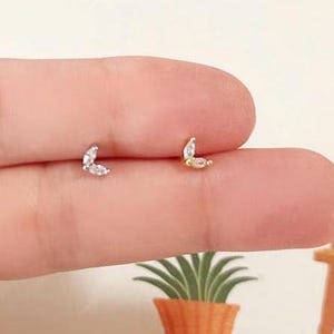 CZ double  marquise leaf nose ring, nose piercing, nose studs jewelry, L bend, nose bone, small nose stud, cartilage earring, 20G /N41