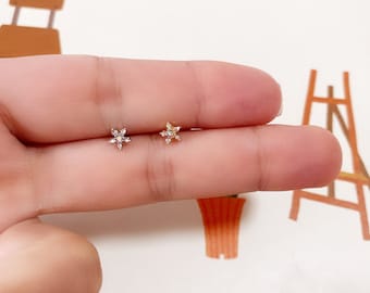 tiny Flower nose ring, small nose piercing, cute nose studs jewelry, Lbend, nose bone, nose ring, cartilage earring, hypoallergenic 20G /N12