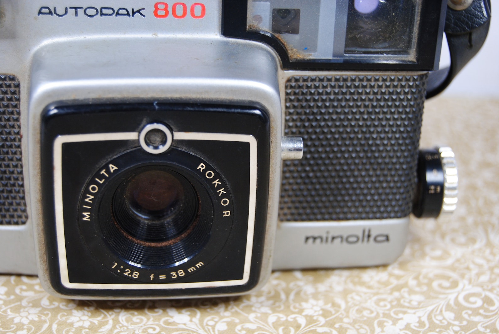 Vintage Minolta Autopak 450E Pocket Camera 110 Film Format Made in Japan