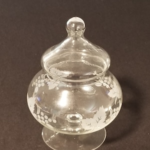 Beautiful Detailed Leaf & Grape Pattern Etched Candy Dish with Lid - 7-1/2&quot; Tall