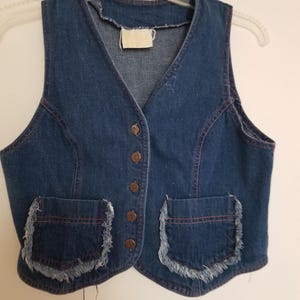 Vintage 1970&#39;s Fun - Remington Express Fringe Pocket Jean Vest - Women&#39;s Small - Collectible / Rare