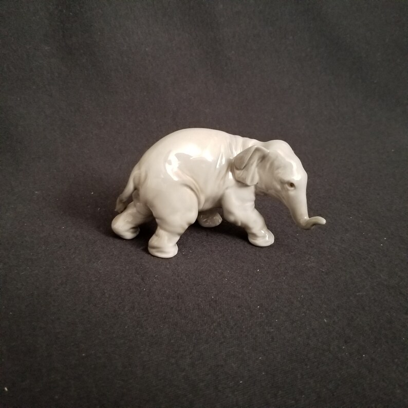 lladro elephant with riders