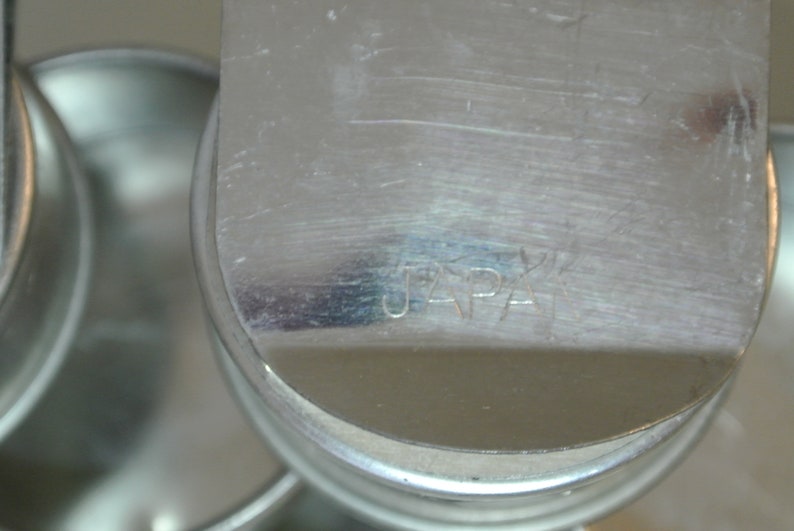 2 Metal Palette Cups W/ Bottom Clips for Palette 2 Etsy