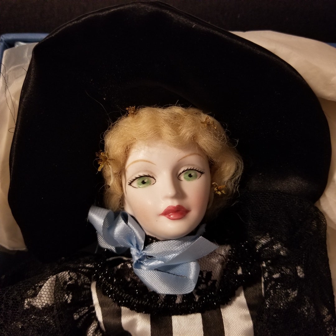 Royal Doulton Nisbet Heirloom Doll Ascot 445 of 3500 in Etsy