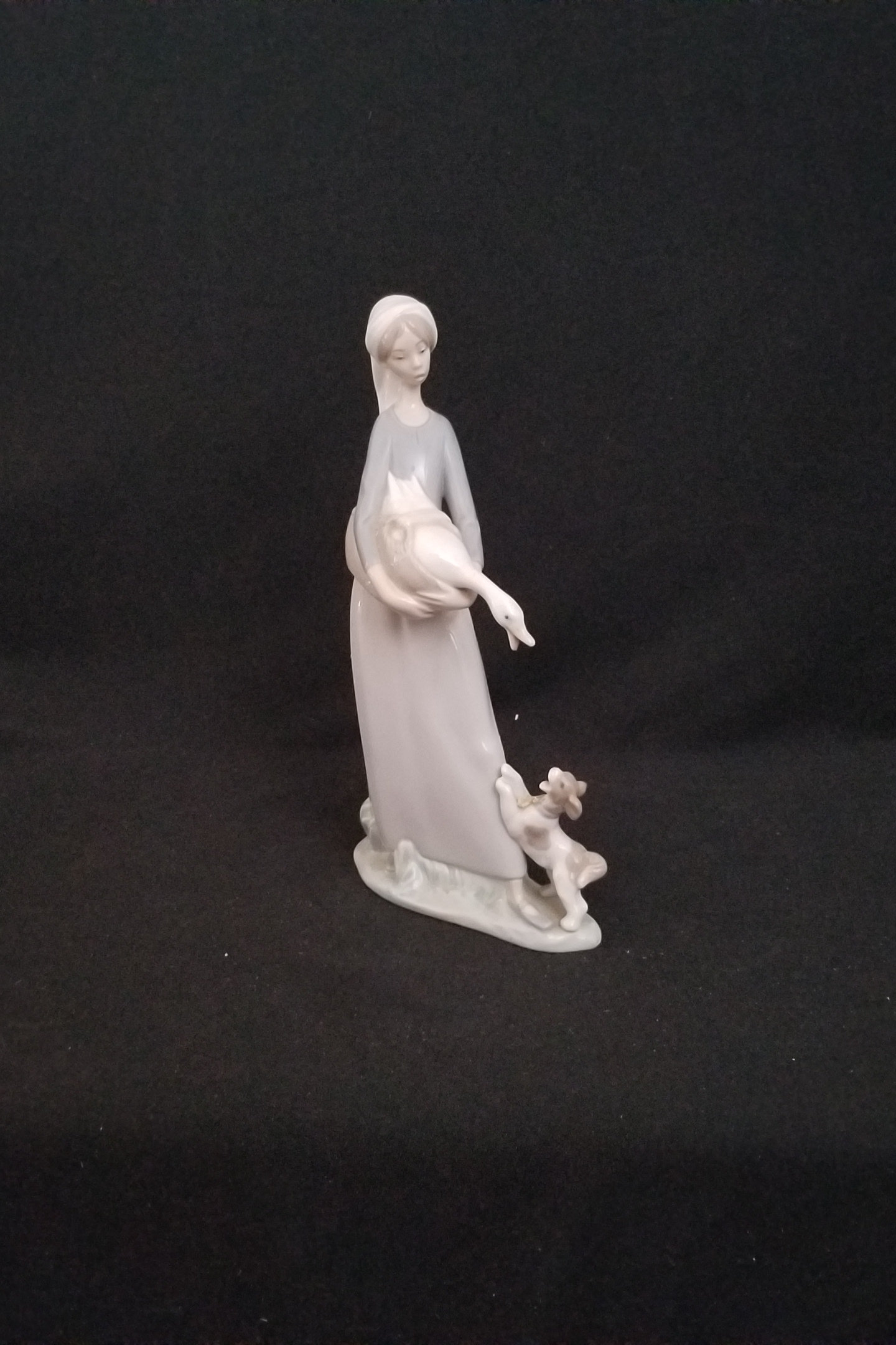 Lladro girl goose - Etsy 日本