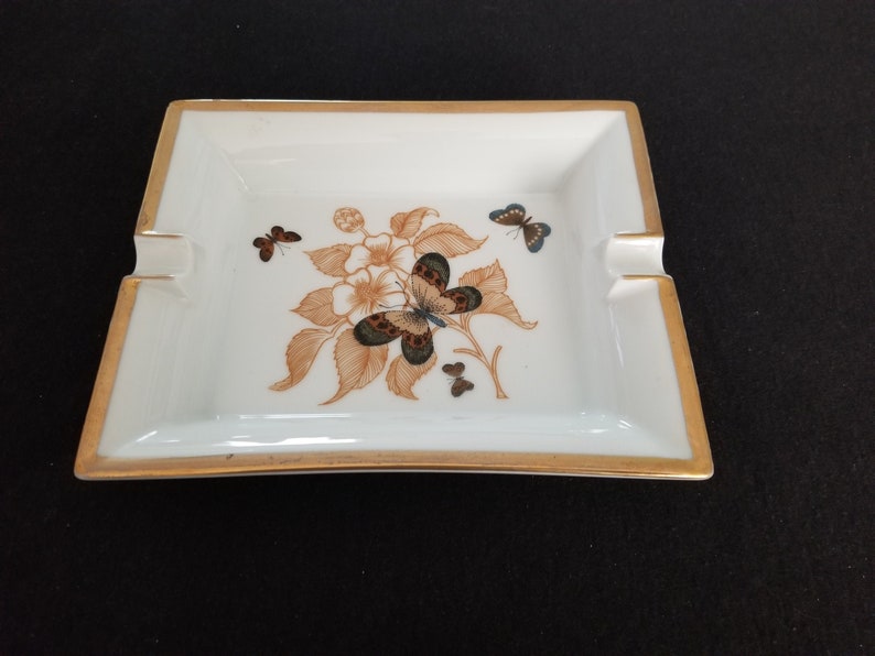 Vintage Butterfly Ashtray With Gold Lip Lovely Details 71/2 X 61/4 X