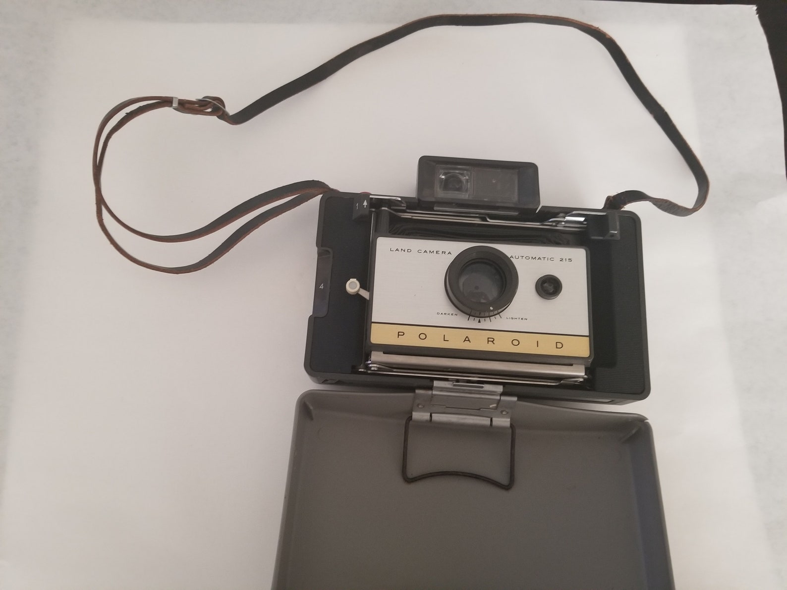 polaroid 215 land camera film