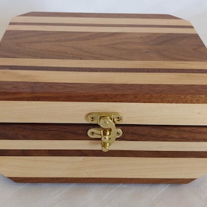 Small Black Walnut and Hard Maple Jewelry Box, Keep Sake Box