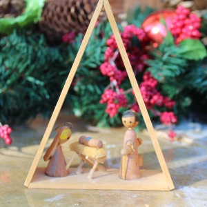 Vintage Wooden Triangle Shaped Manger Nativity Scene Hand Crafted Creche