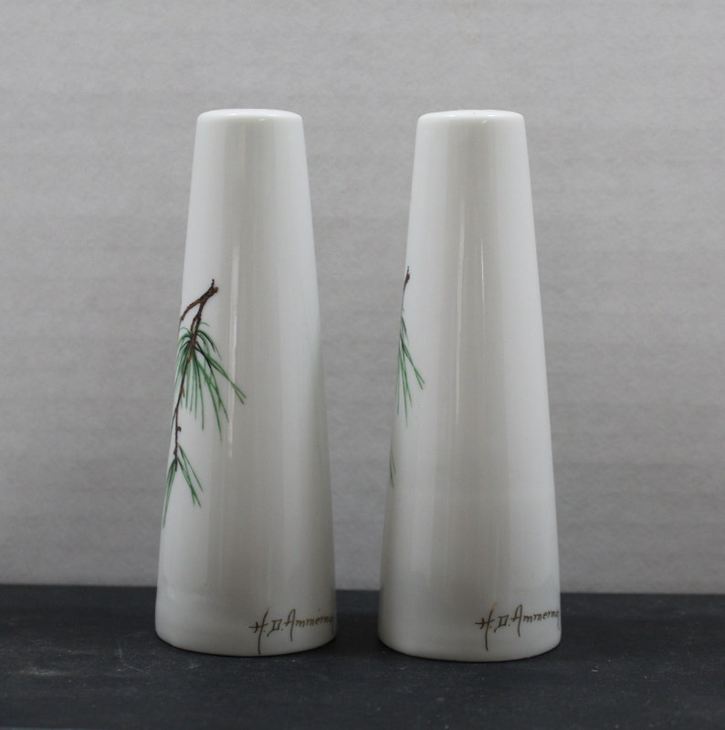 Vintage Hazel D Ammerman Red Cardinal Signed Porcelain Salt and Pepper Shaker Set