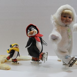 The Ashton-Drake Galleries  Snowbabies Collection Doll &quot;Follow the Leader&quot; 1994 Issue no 3283FC
