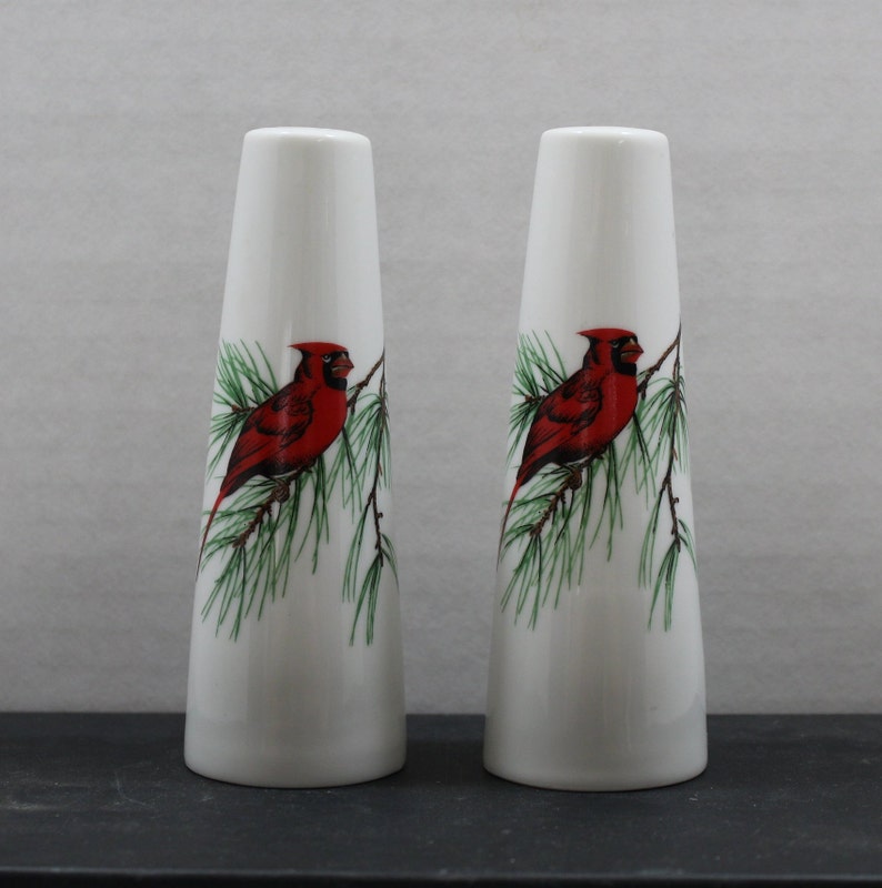 Vintage Hazel D Ammerman Red Cardinal Signed Porcelain Salt and Pepper Shaker Set