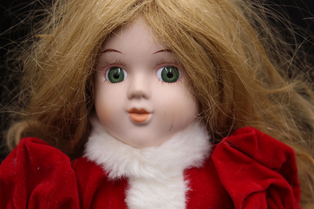 Vintage House of Lloyd Private Collection Christmas Around the World