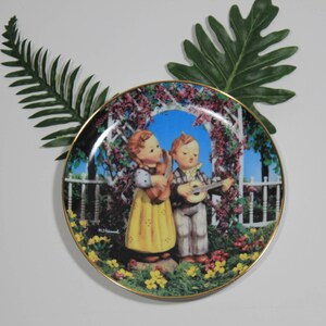 Vintage M.J. Hummel Collector Plate