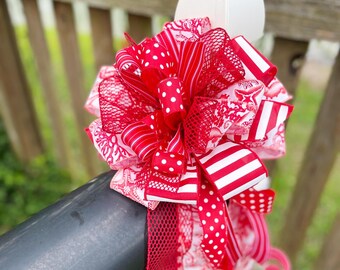 Nautical Starfish Bow: Red & White Beach Decor