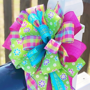 Everyday Collection - Flowers,Flower Bow, Daisy’s,Daisy Bow,Daisy Ribbon,Flower Ribbon,Wreath Bow,Mailbox Bow,Gift,Spring, Summer,Bow,Bows